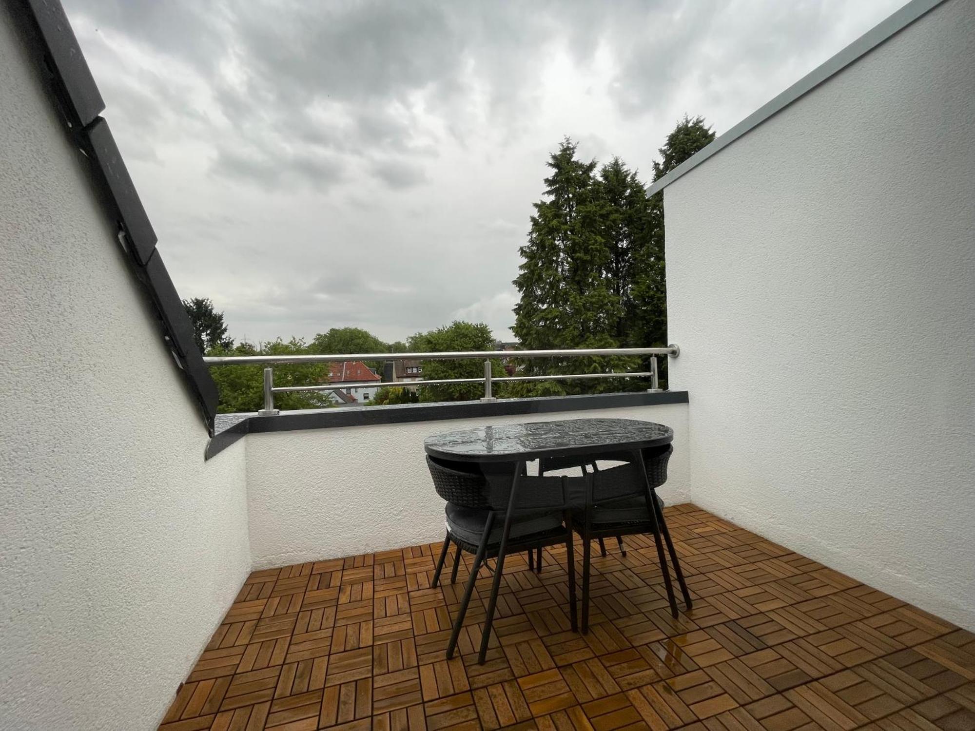 Апартаменты Moderne In Gelsenkirchen-schalke Fuer 1 Bis 7 Personen Mit Terrasse, Ideal Fuer Gruppen & Stadionbesuche Гельзенкирхен